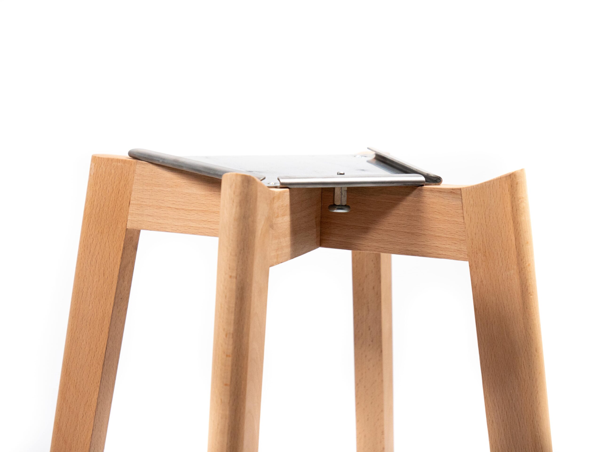 Keeve Stapelbare barkruk wit, berkenhouten frame en kunststof zitting, 53x47x119cm (LxBxH), 506F01SW